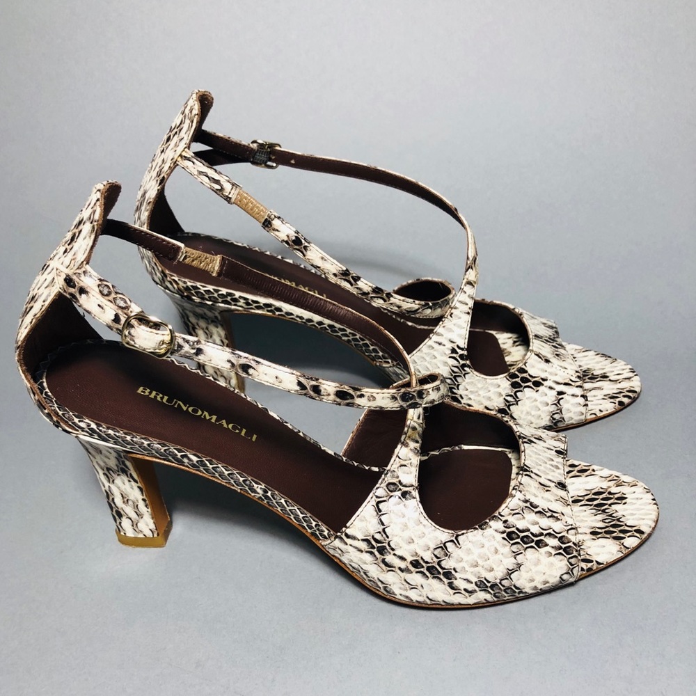 Authentic Bruno Magli Sling back